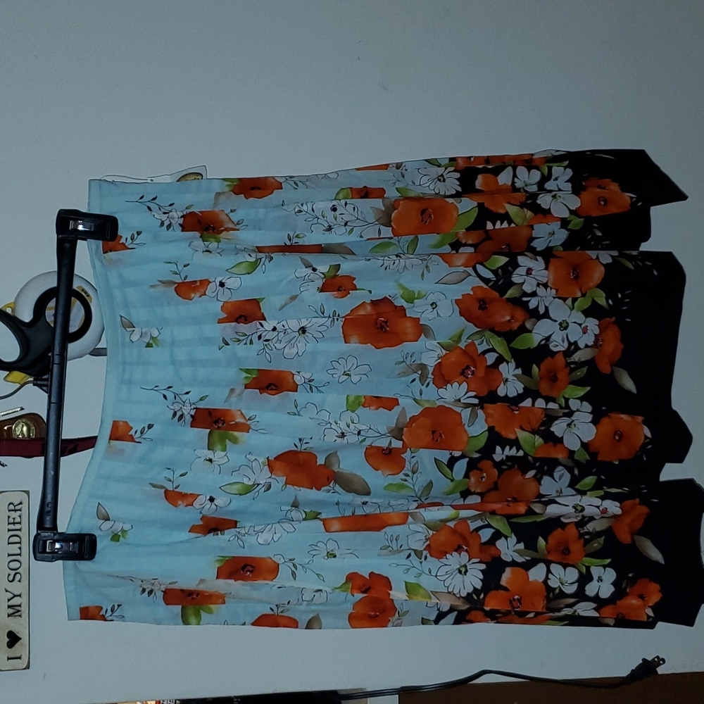 New Talbots All Cotton Pin Tuck Floral Red Poppy Fully Lined Midi Skirt 18 - Picture 4 of 13